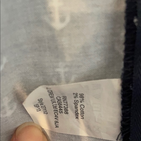 Nautical pattern zipper back pockets - Picture 5 of 6